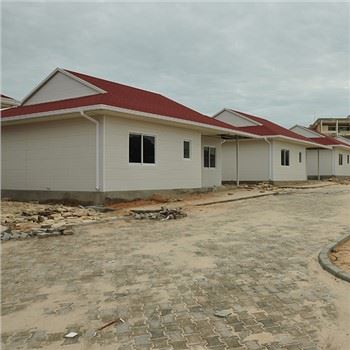 Casa pré-fabricada resistente ao som